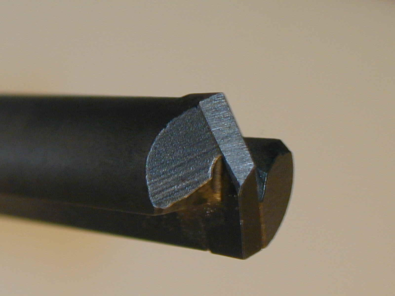 drilling hard steel - extractor drill bits - carbide tipped